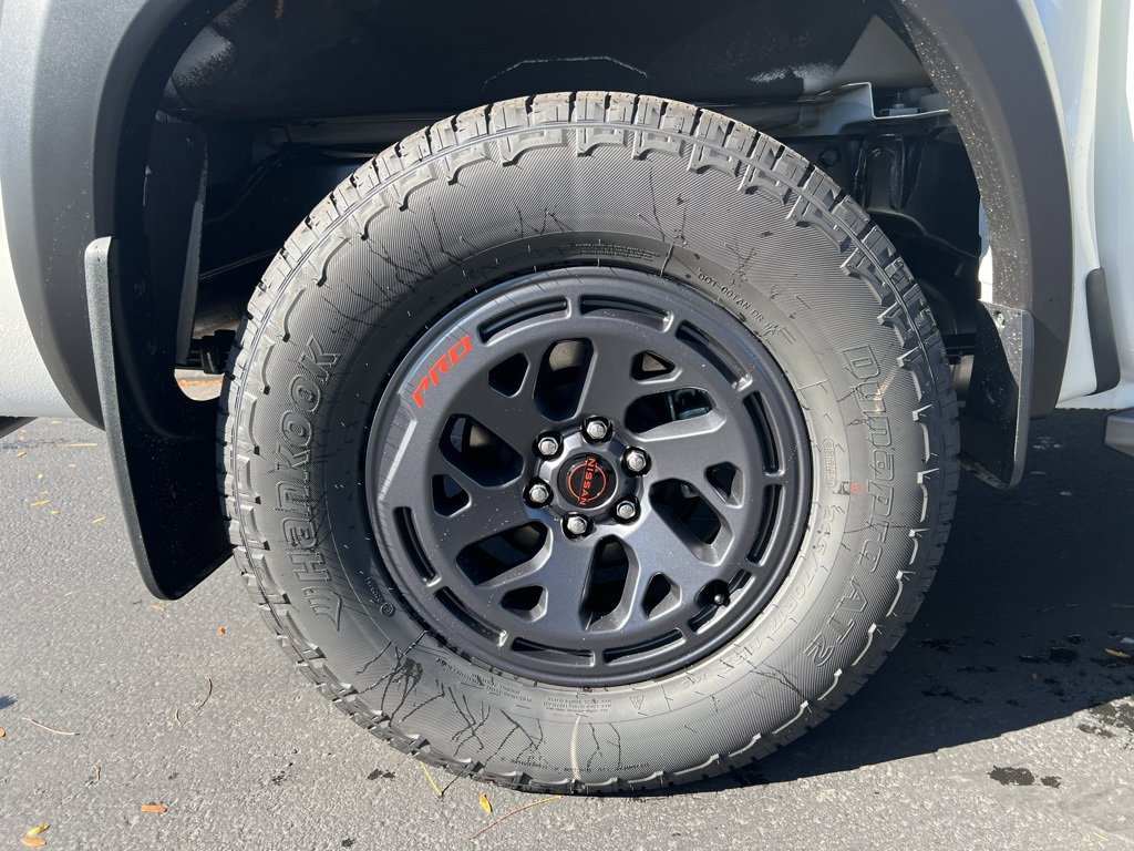 New 2026 Nissan Frontier PRO-4X w/ Pro-4x Convenience Package image 8
