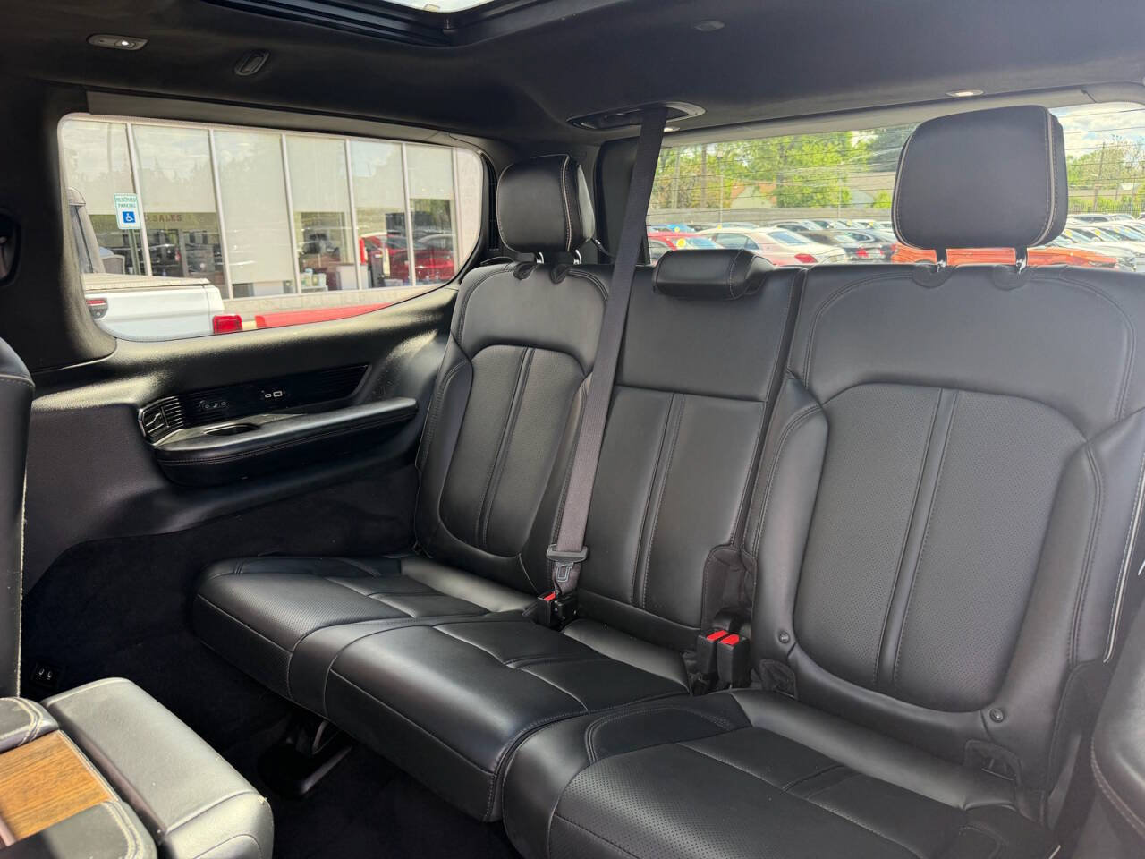 Used 2022 Jeep Grand Wagoneer Series II AWD/4WD image 24