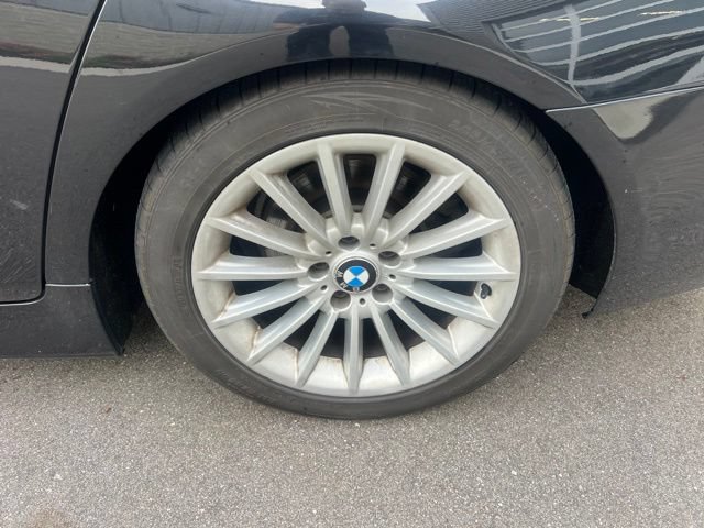 Used 2012 BMW 535i xDrive Sedan AWD/4WD image 6