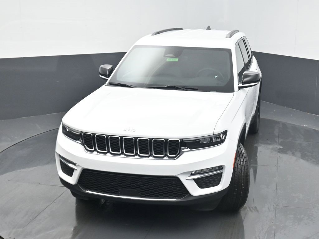 New 2025 Jeep Grand Cherokee Limited w/ Trailer Tow Package image 40
