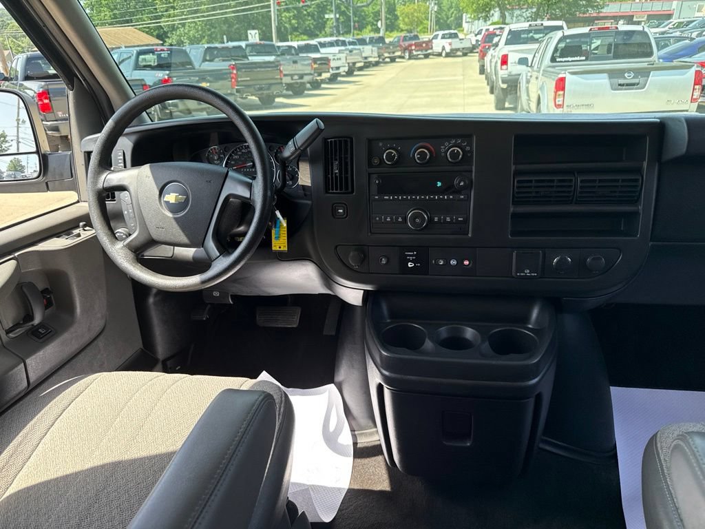 Used 2015 Chevrolet Express 3500 LT w/ LT Preferred Equipment Group RWD image 8