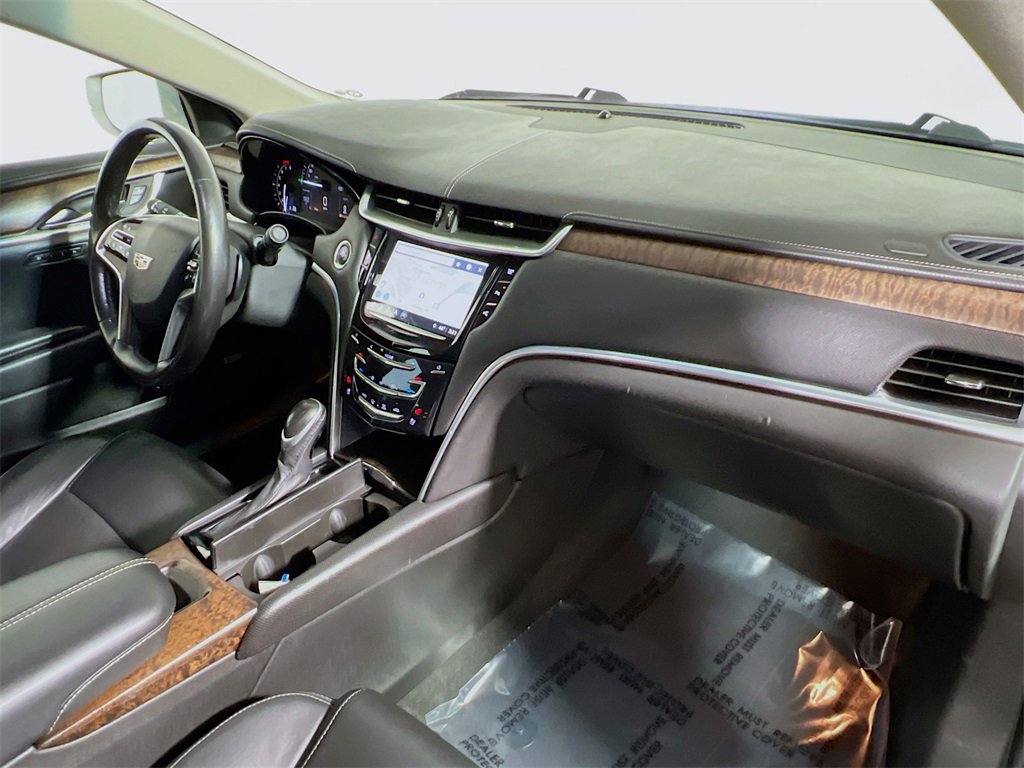 Used 2018 Cadillac XTS Luxury image 28