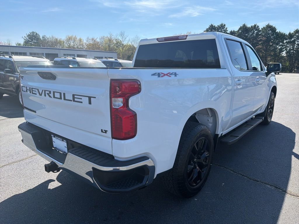 Used 2023 Chevrolet Silverado 1500 LT image 2
