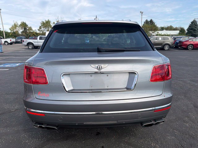Used 2019 Bentley Bentayga AWD/4WD image 4