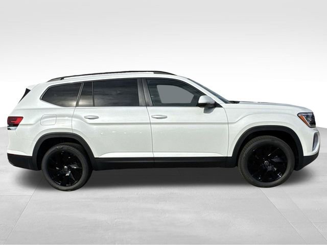 New 2026 Volkswagen Atlas SE FWD image 6
