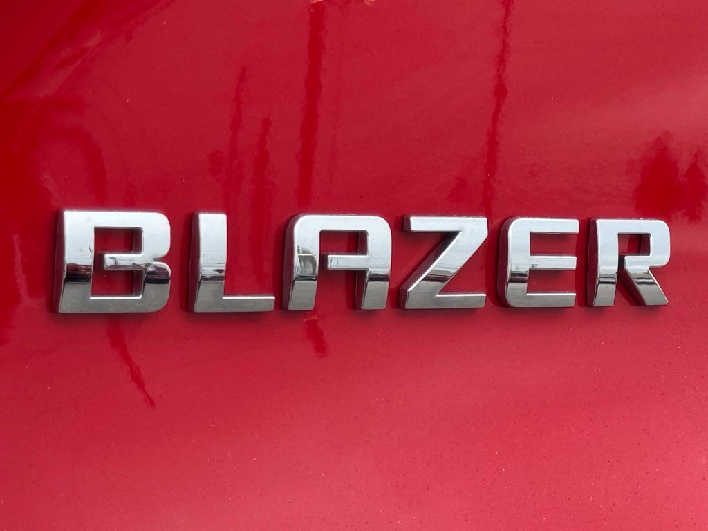 Used 2024 Chevrolet Blazer LT w/ Convenience Package FWD image 10