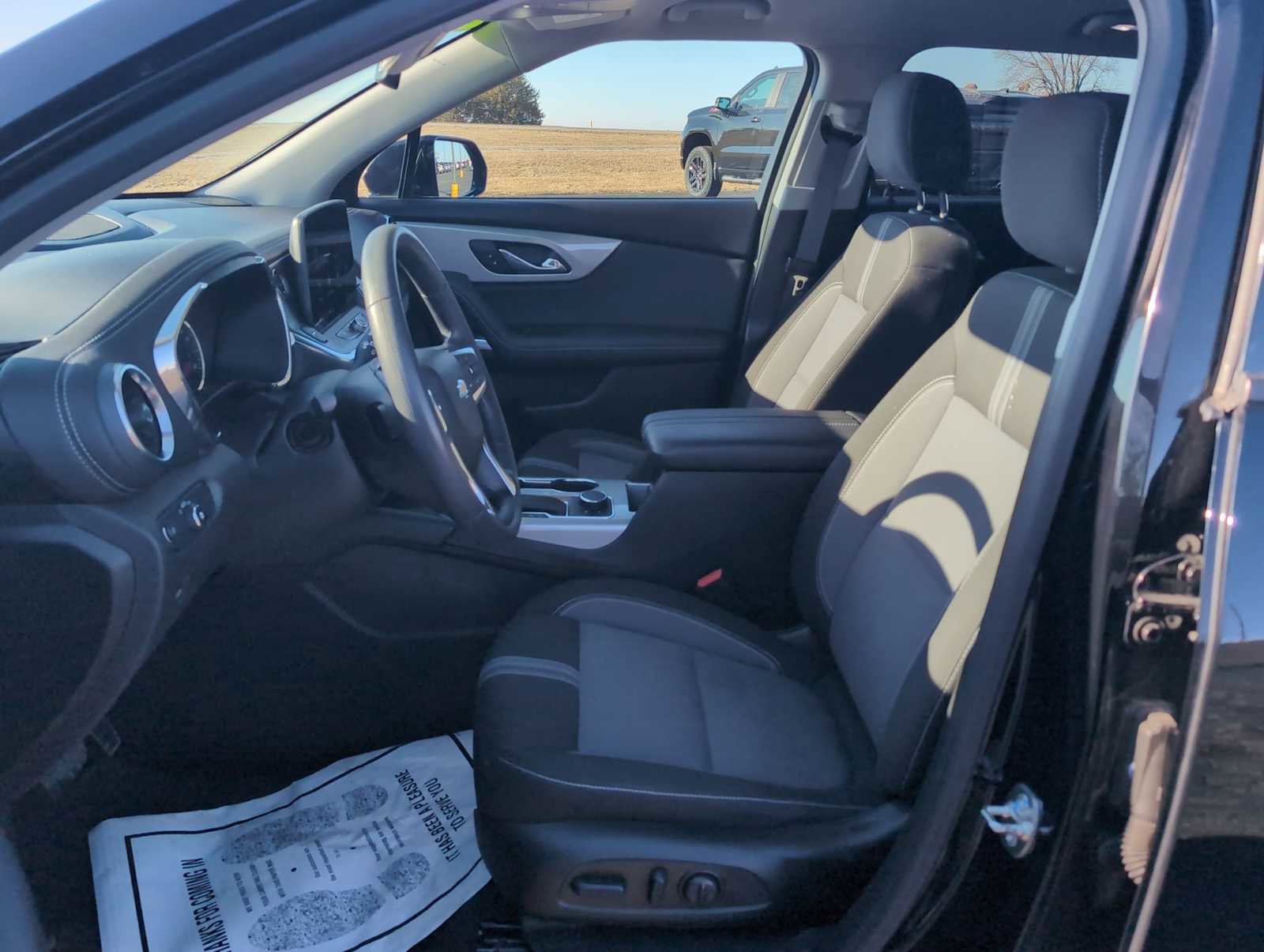 Used 2024 Chevrolet Blazer LT w/ Convenience Package image 18