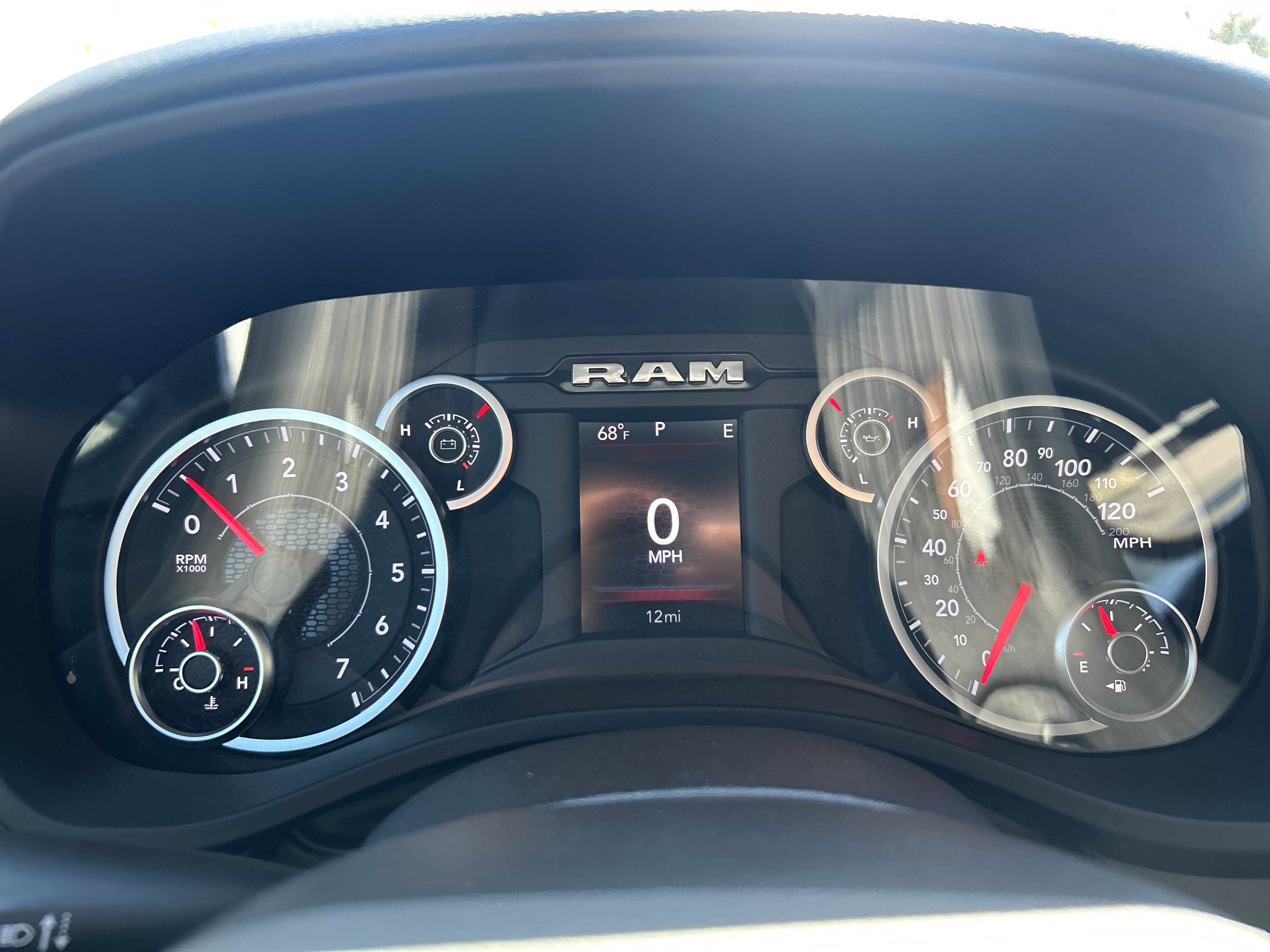 New 2026 RAM 1500 4x4 Crew Cab image 21