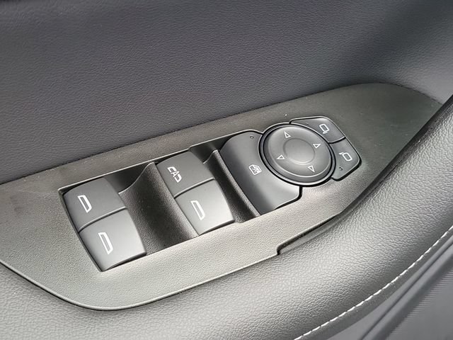 Certified 2025 Chevrolet Blazer LT w/ Convenience Package FWD image 15