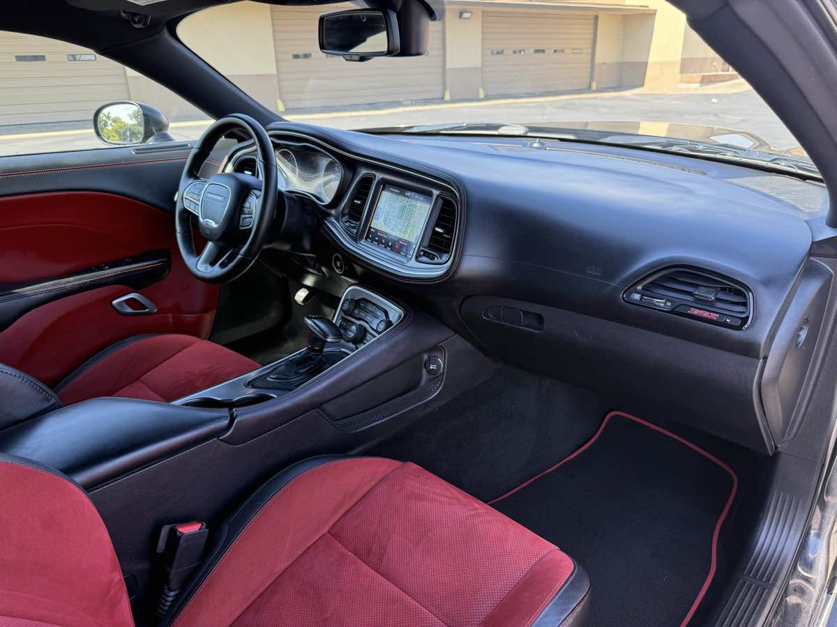 Used 2021 Dodge Challenger R/T Scat Pack w/ Plus Package RWD image 19