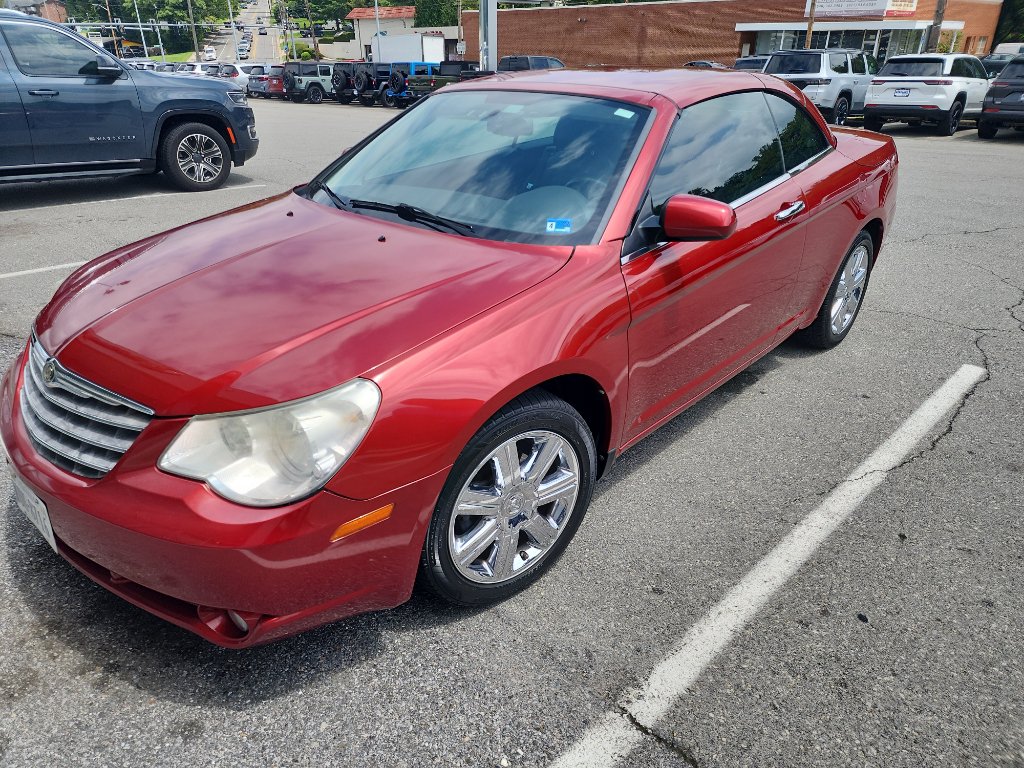 Used 2010 Chrysler Sebring Limited FWD image 1