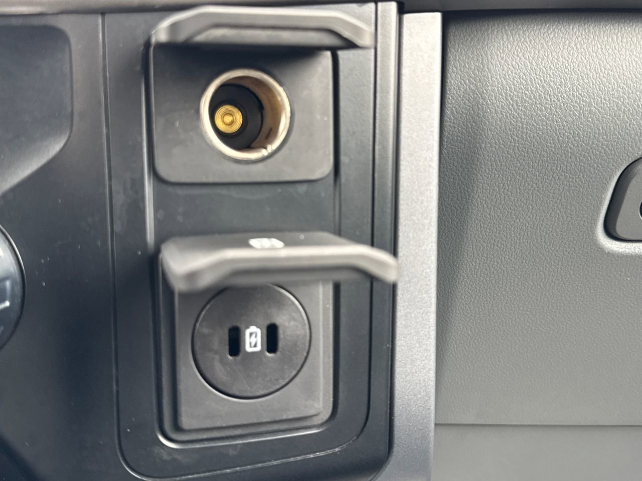 Used 2024 Ford F150 XLT image 24