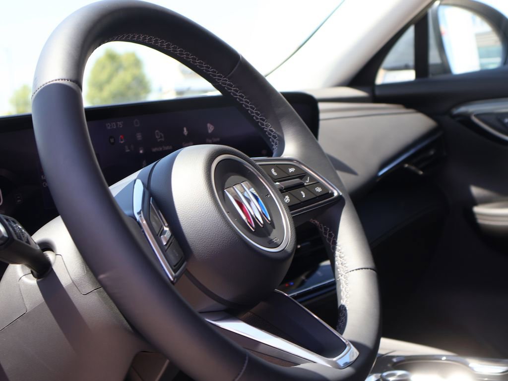 Used 2025 Buick Envision Preferred AWD/4WD image 25
