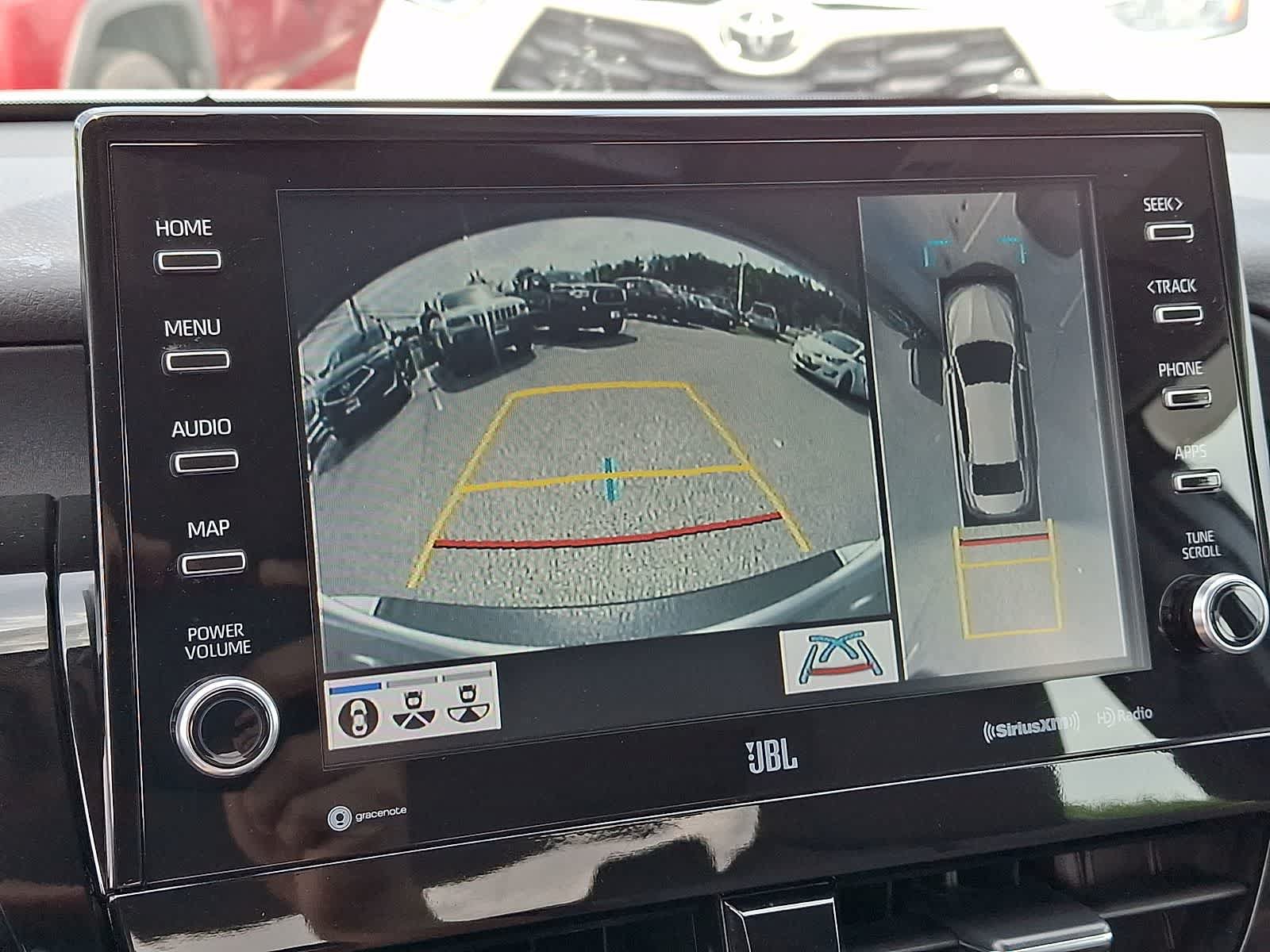 Used 2022 Toyota Camry XLE w/ Navigation Upgrade Package FWD image 23