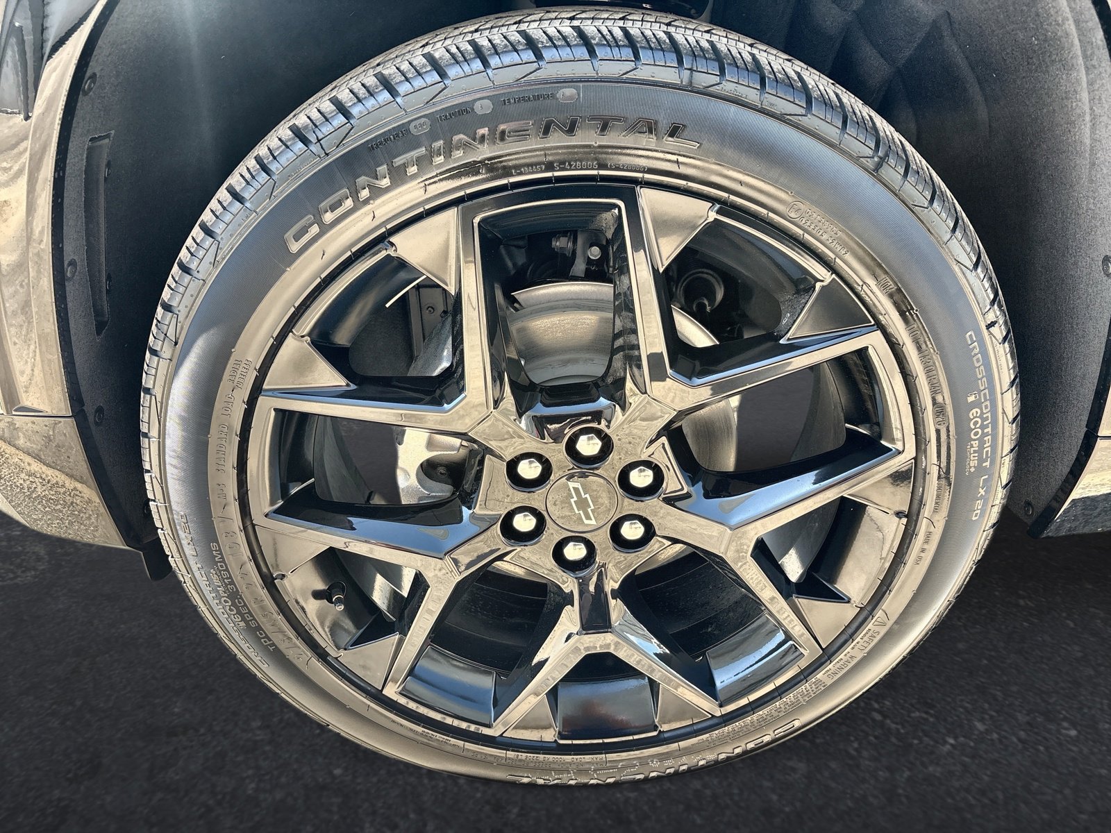 New 2026 Chevrolet Traverse RS w/ LPO, Floor Liner Package AWD/4WD image 18