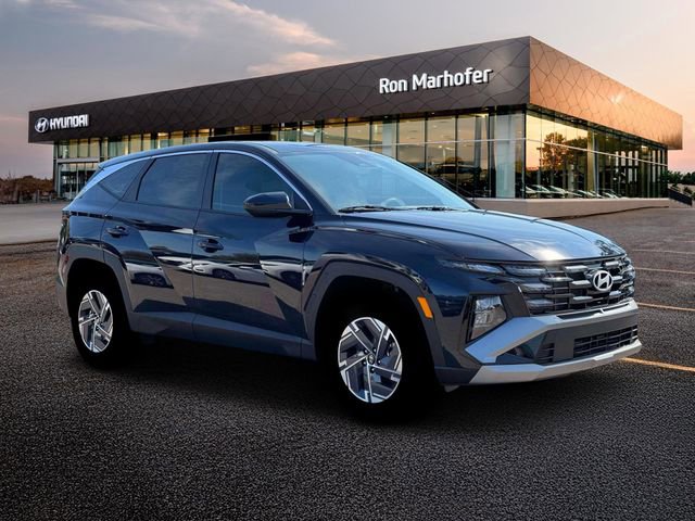 New 2026 Hyundai Tucson Blue SE image 10