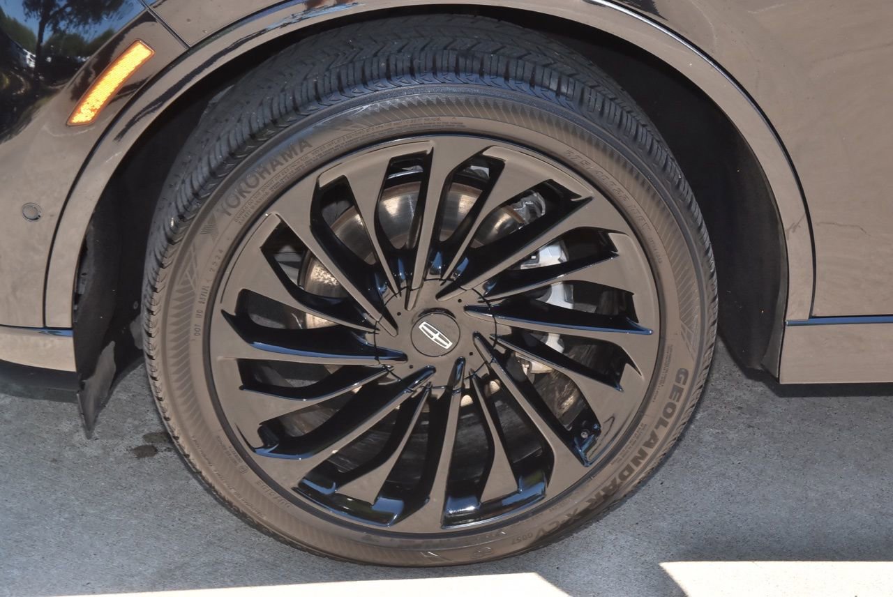 Used 2022 Lincoln Aviator Reserve w/ Equipment Group 201A image 42