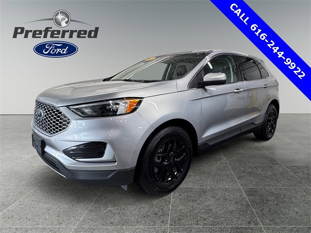 Used 2023 Ford Edge SEL image 2