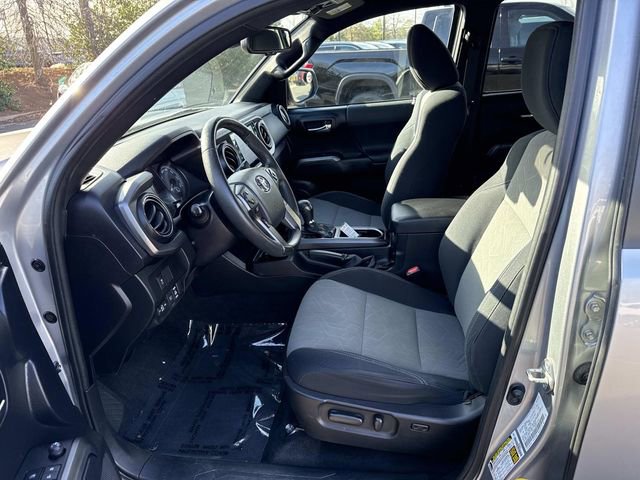 Used 2020 Toyota Tacoma TRD Off-Road w/ Technology Package image 14