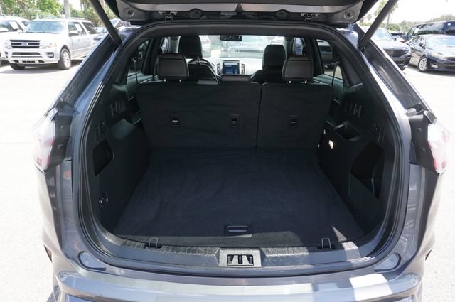 Certified 2024 Ford Edge ST-Line AWD/4WD image 15