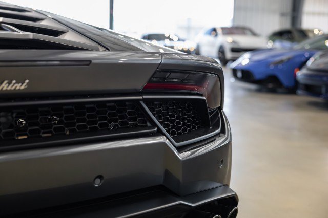 Used 2016 Lamborghini Huracan LP 580-2 image 15