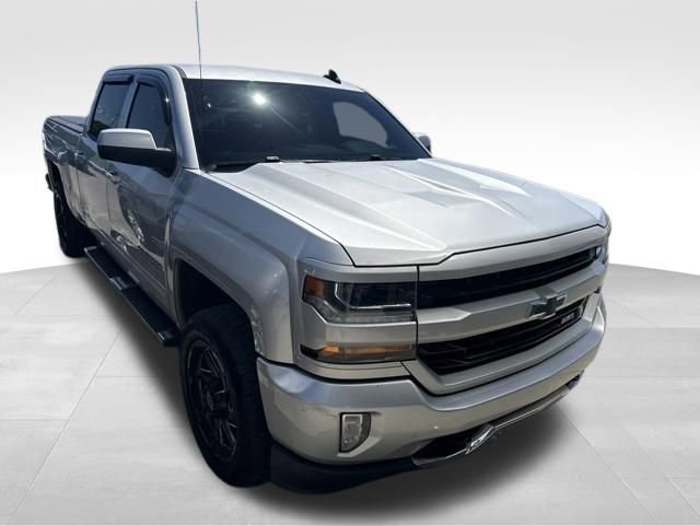 Used 2018 Chevrolet Silverado 1500 LT w/ All Star Edition AWD/4WD image 5