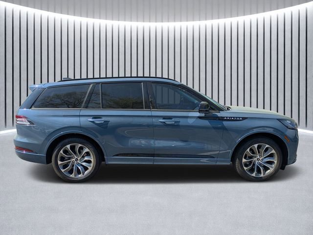 New 2026 Lincoln Aviator 2WD image 2