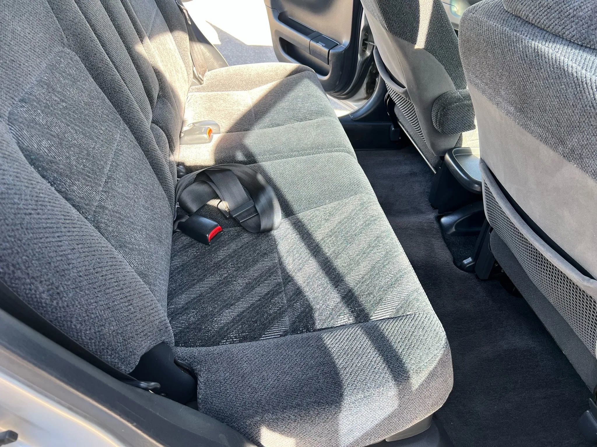 Used 1999 Honda CR-V EX image 16