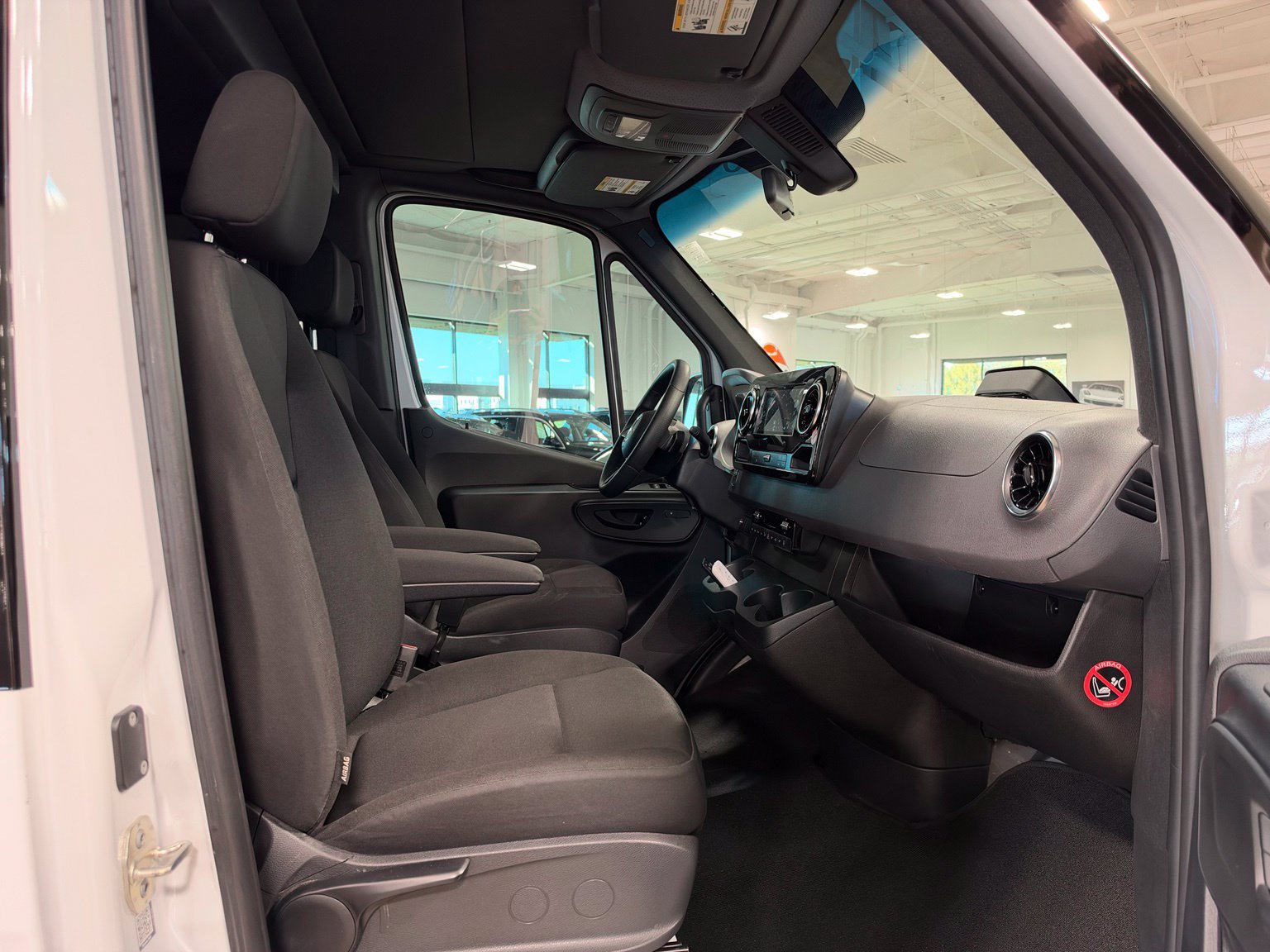 Used 2026 Mercedes-Benz Sprinter 2500 image 31