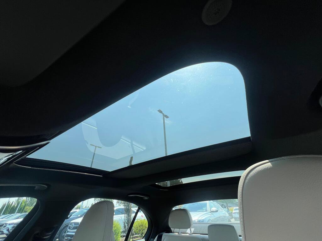 New 2026 Mercedes-Benz C 300 4MATIC Sedan image 46