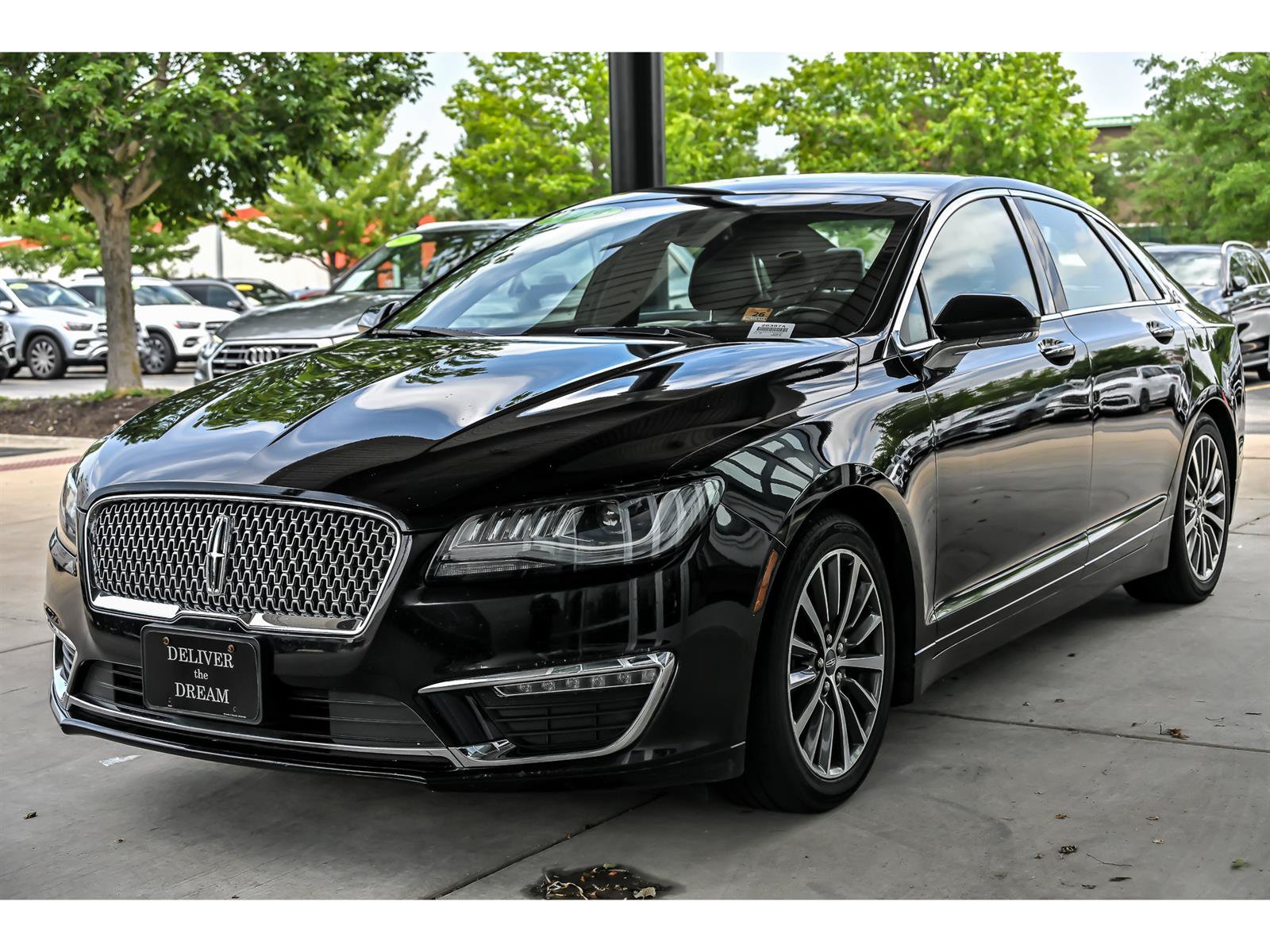 Used 2019 Lincoln MKZ Premiere FWD image 5