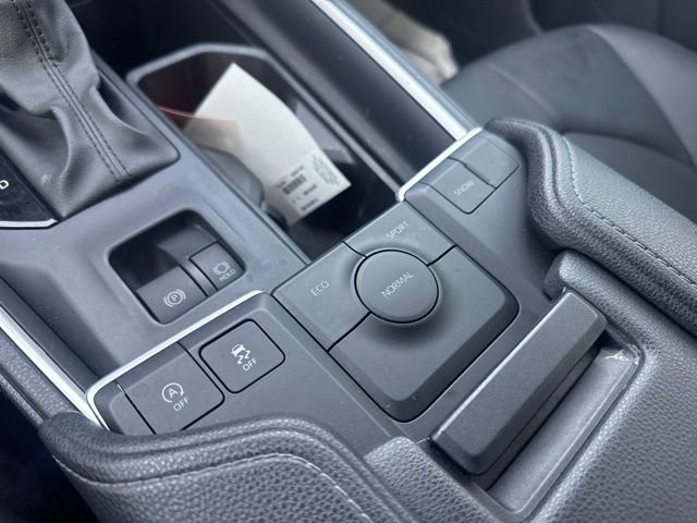 Used 2024 Toyota Grand Highlander XLE image 16