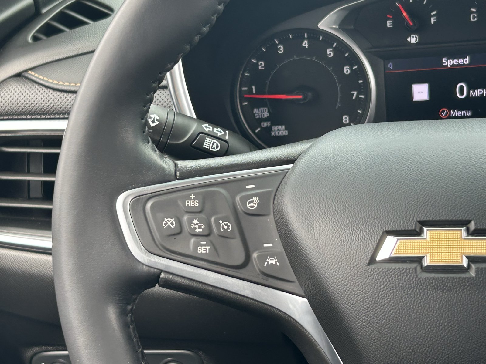 Used 2022 Chevrolet Equinox Premier FWD image 25