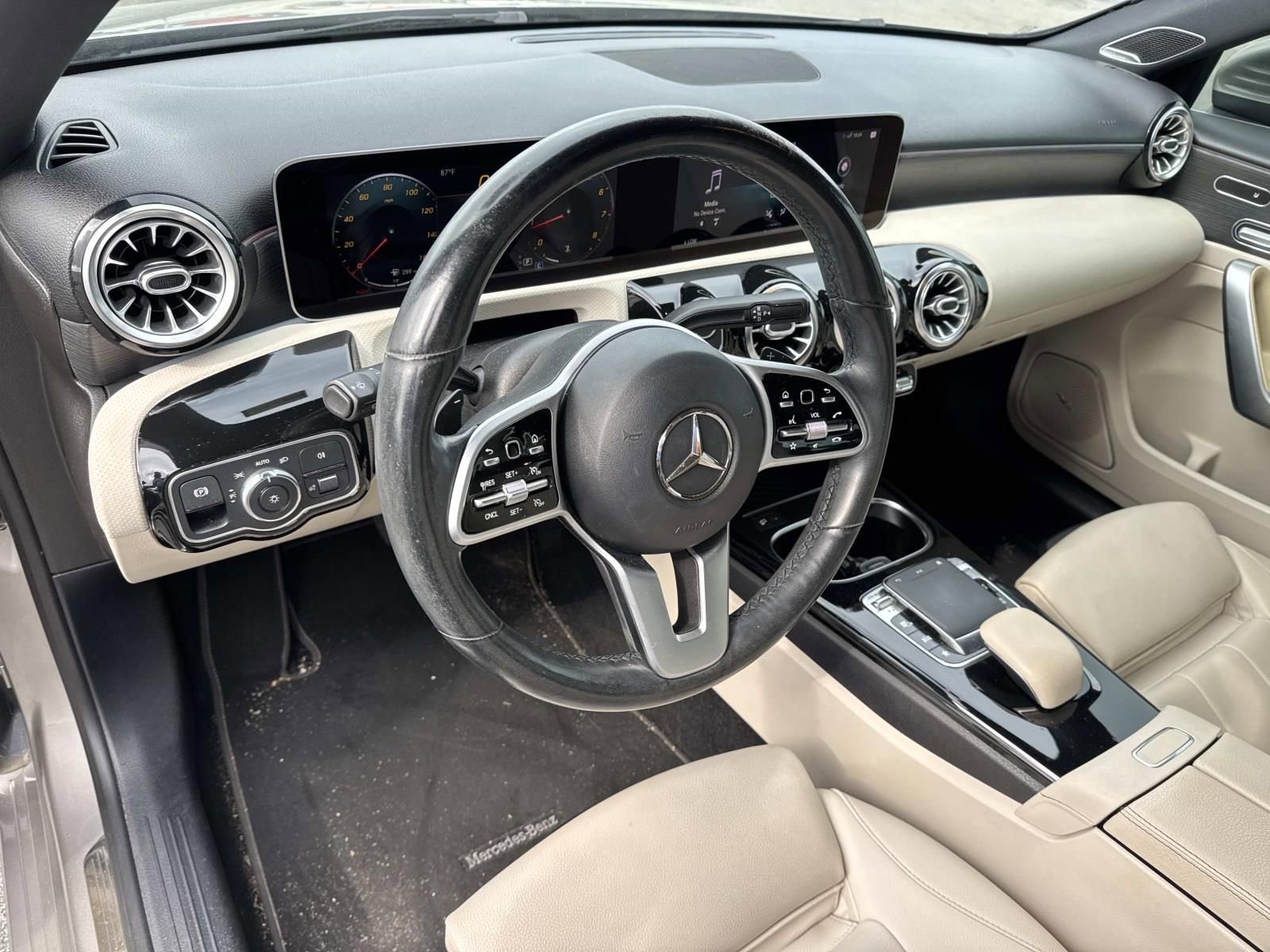 Used 2019 Mercedes-Benz A 220 4MATIC image 18