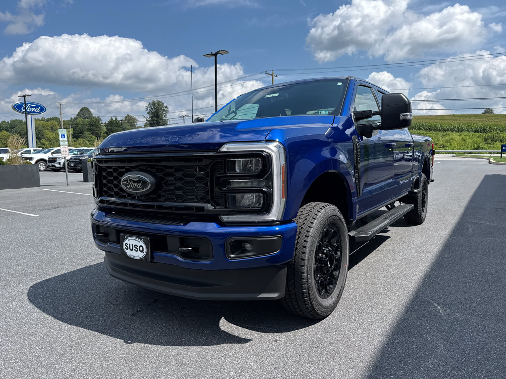 New 2026 Ford F250 XLT w/ XLT Premium Package AWD/4WD image 17