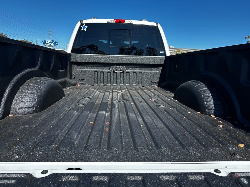 New 2026 Ford F350 Lariat w/ Black Appearance Package image 48
