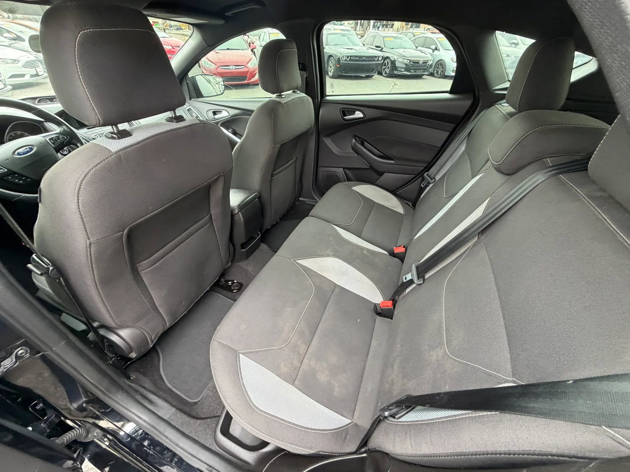 Used 2017 Ford Focus ST image 25