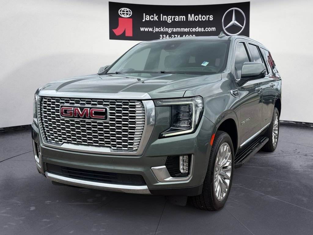Used 2023 GMC Yukon Denali w/ Advanced Technology Package AWD/4WD image 1