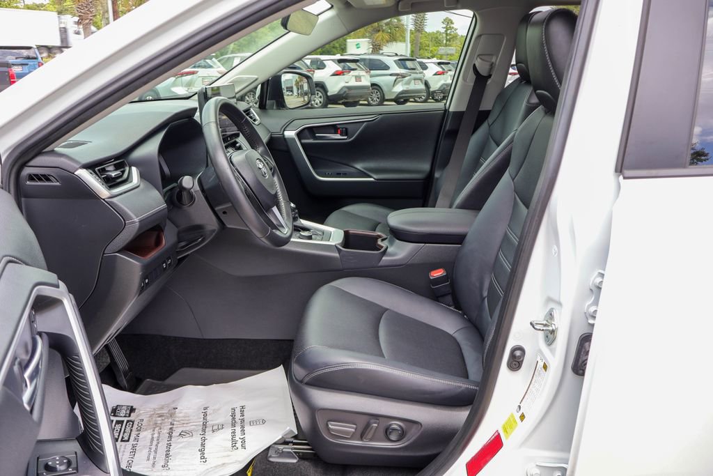 Used 2023 Toyota RAV4 Limited AWD/4WD image 8