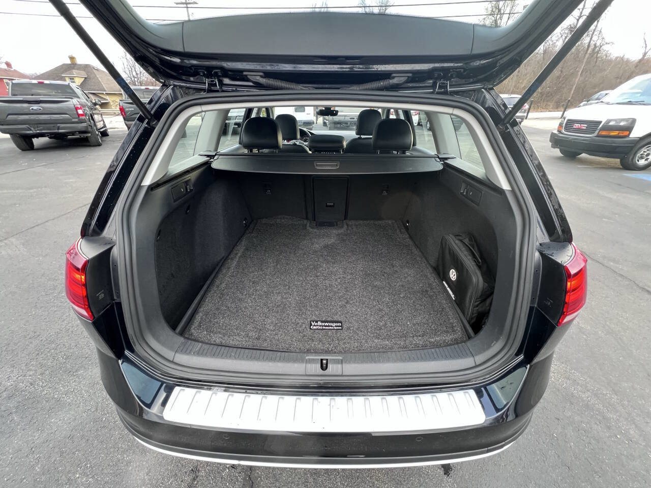 Used 2019 Volkswagen Golf Alltrack SEL image 20