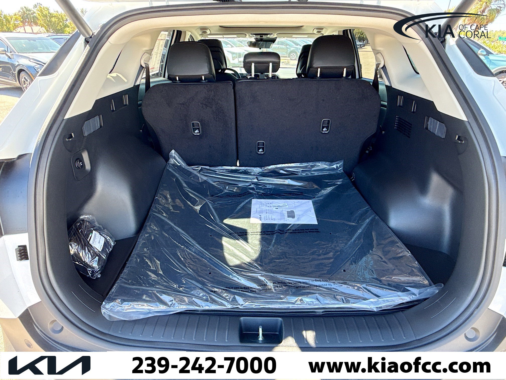 New 2026 Kia Sportage EX image 12