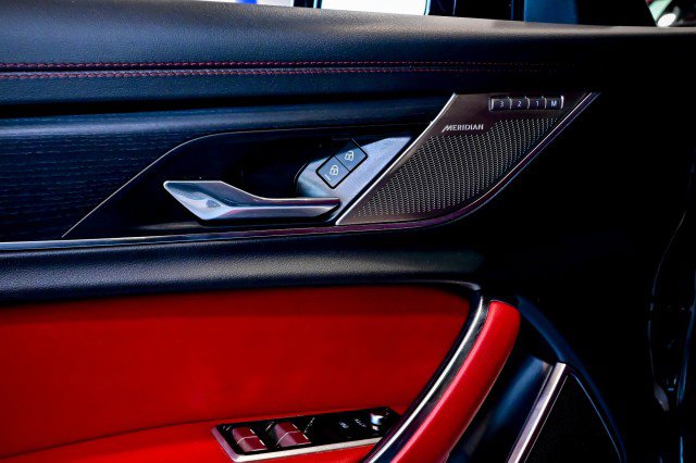 Used 2024 Jaguar XF R-Dynamic SE image 18