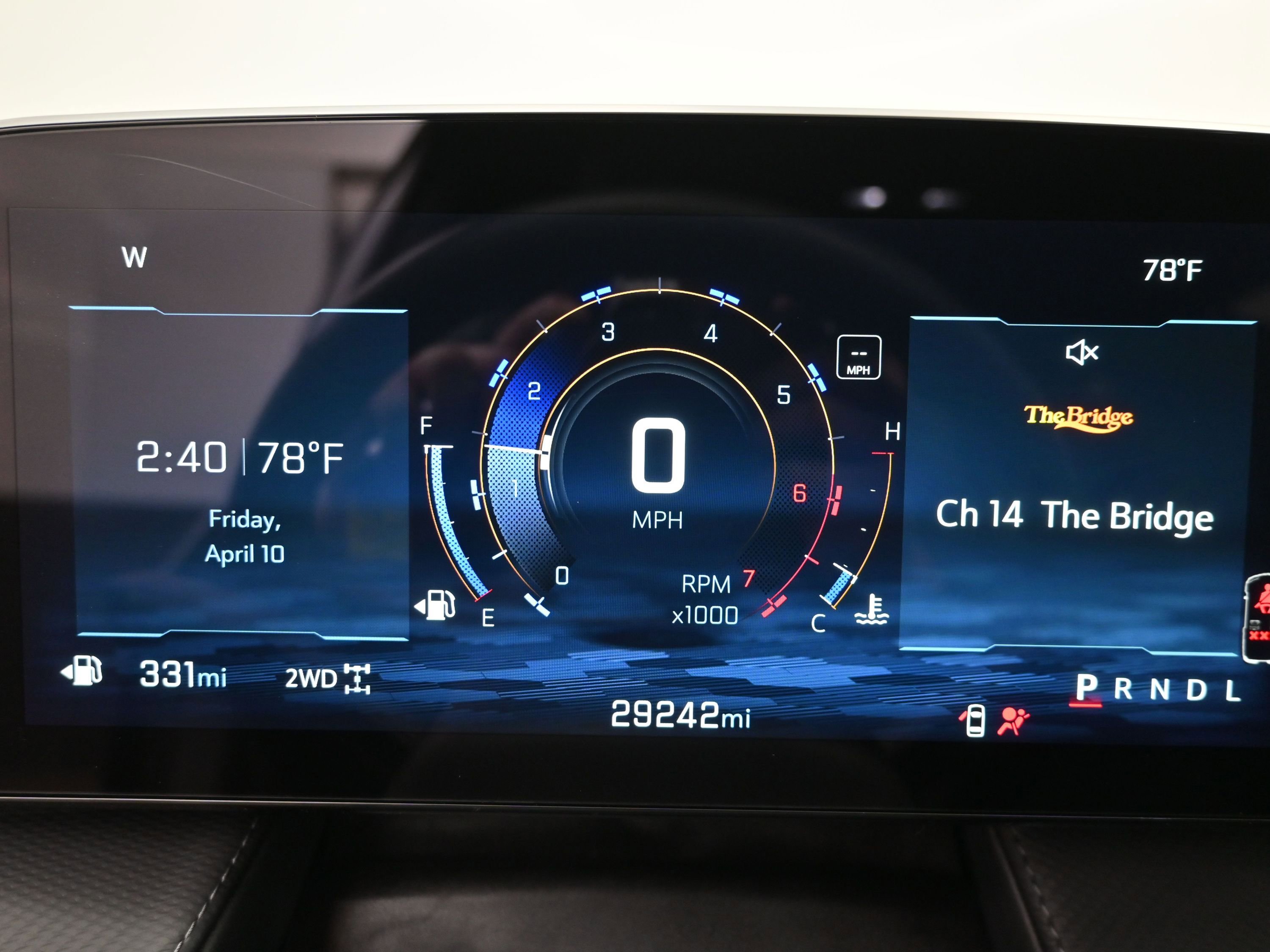 Used 2025 Chevrolet Equinox LT AWD/4WD image 14