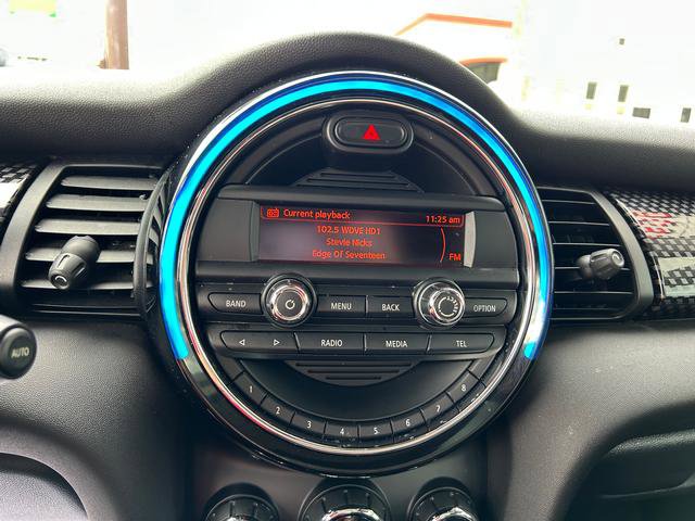 Used 2015 MINI Cooper S image 11