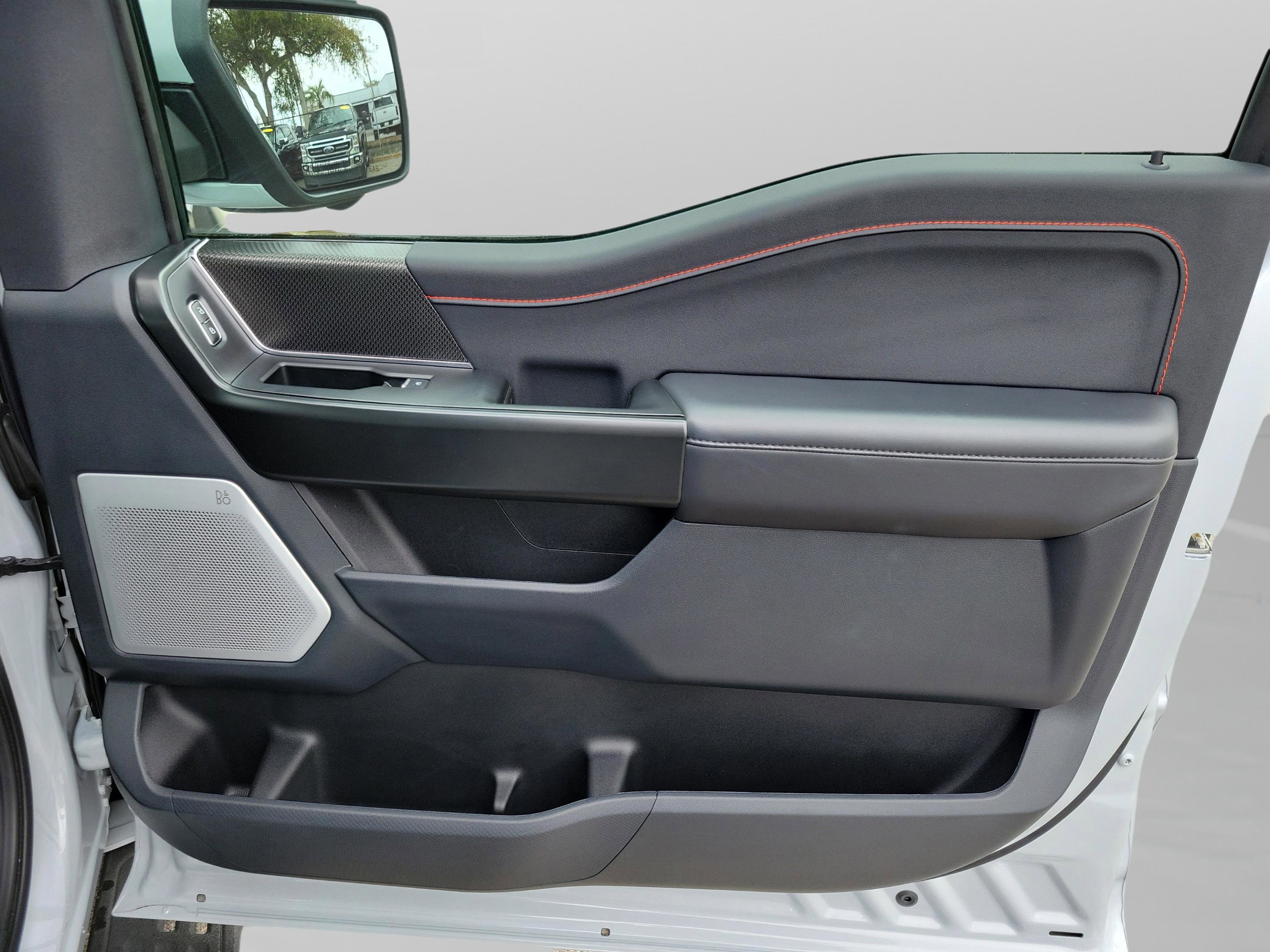 Certified 2025 Ford F150 Raptor image 30