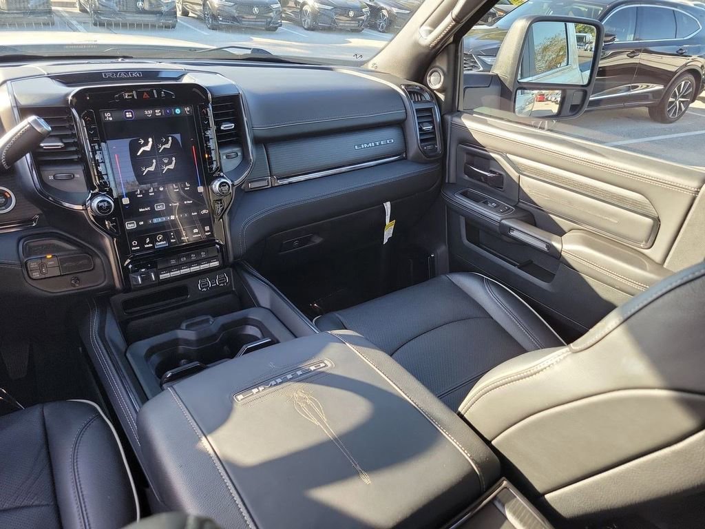 Used 2024 RAM 2500 Limited image 3