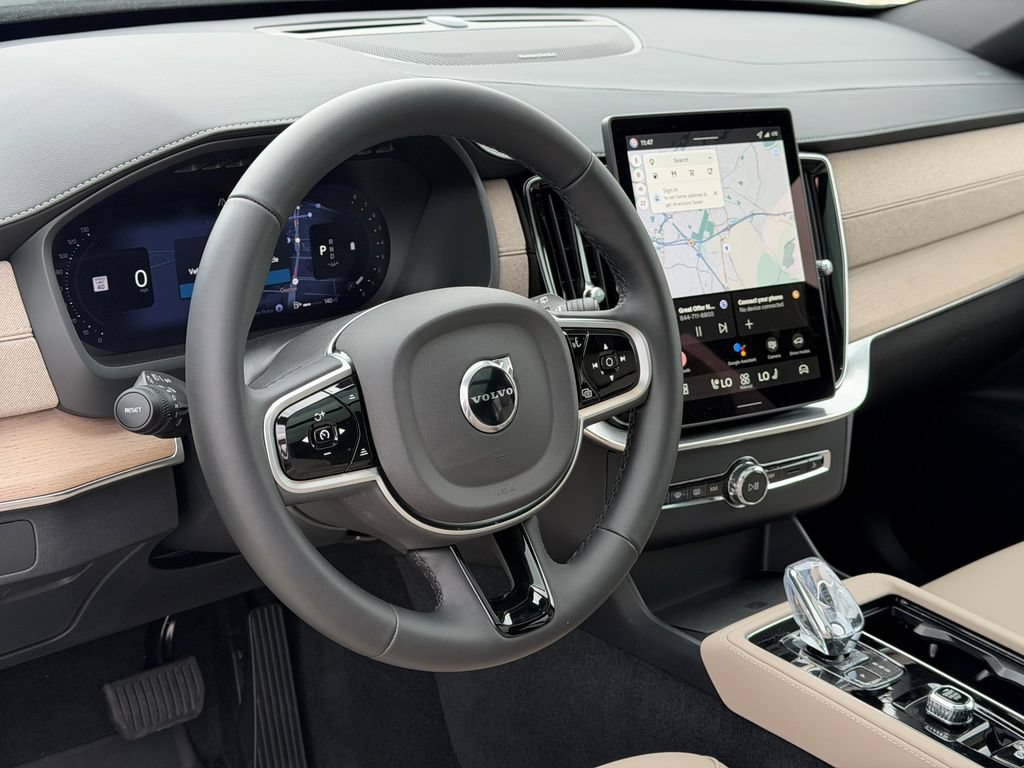 New 2026 Volvo XC90 B6 Plus w/ Protection Package Premier AWD/4WD image 15