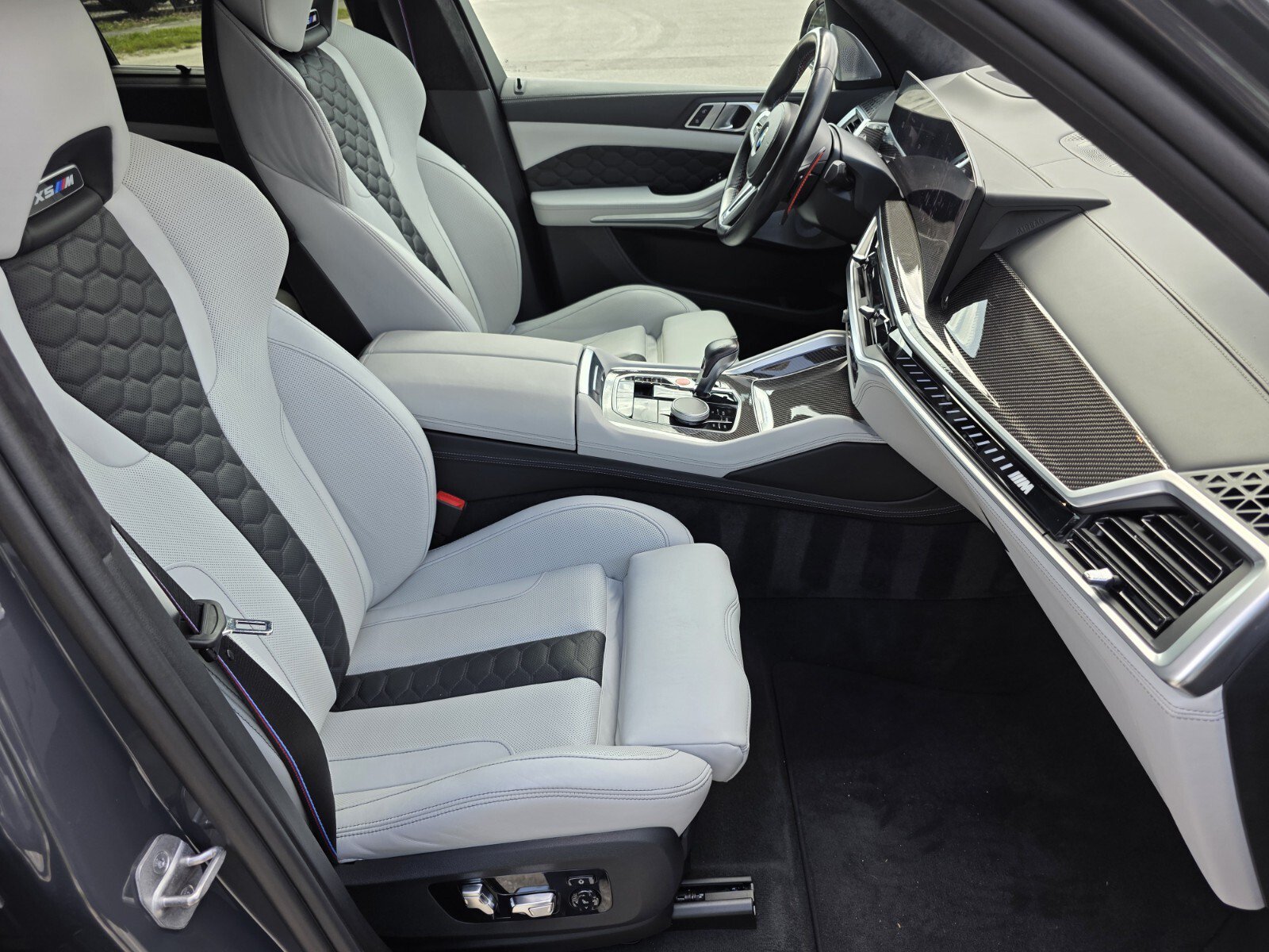 Used 2024 BMW X5 M Competition w/ Executive Package AWD/4WD image 3