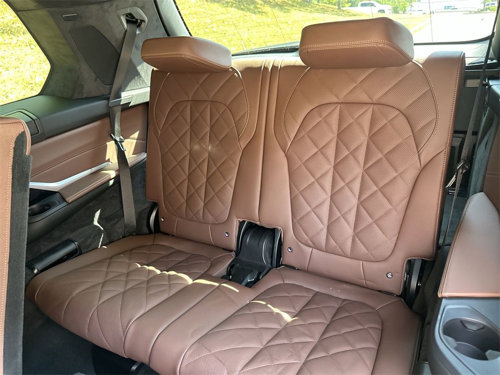 New 2026 BMW X7 xDrive40i w/ M Sport Package image 25