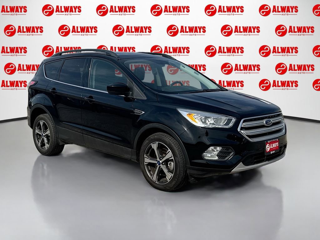 Used 2018 Ford Escape SEL image 3